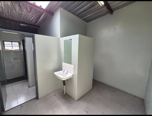 147M² WAREHOUSE TO LET IN WADEVILLE